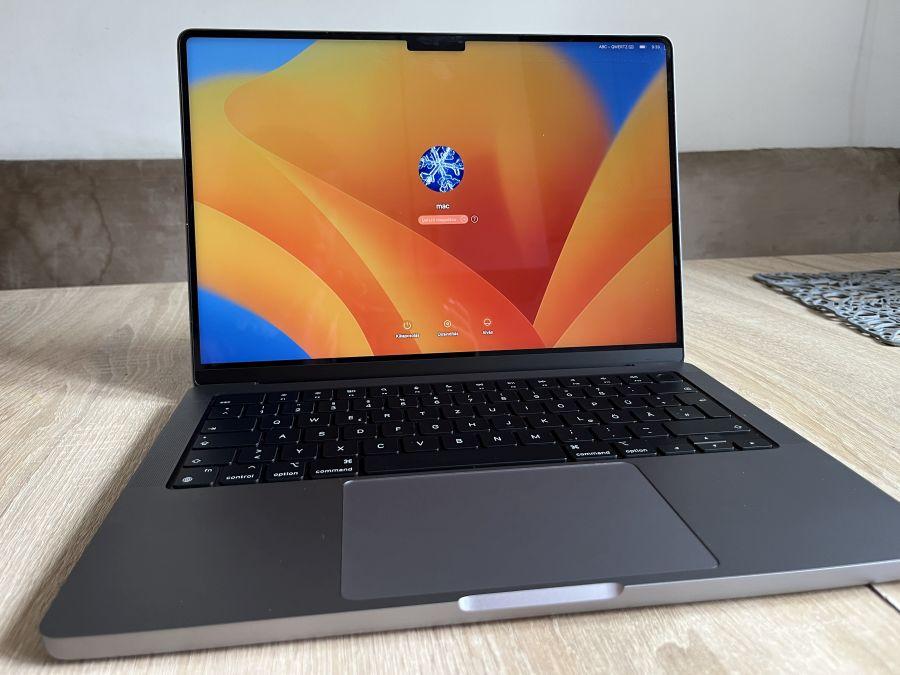 Apple MacBook Pro 14.2" M1 Pro (8/14Core) RetinaXDR  (2021) 16GB / 500G SSD 