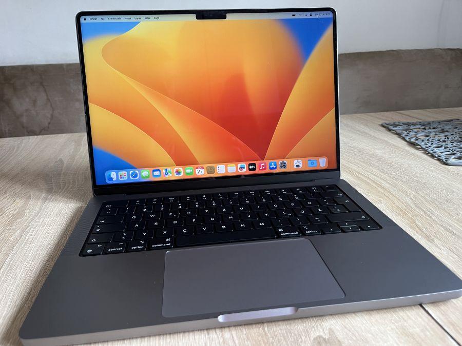Apple MacBook Pro 14.2" M1 Pro (8/14Core) RetinaXDR  (2021) 16GB / 500G SSD 